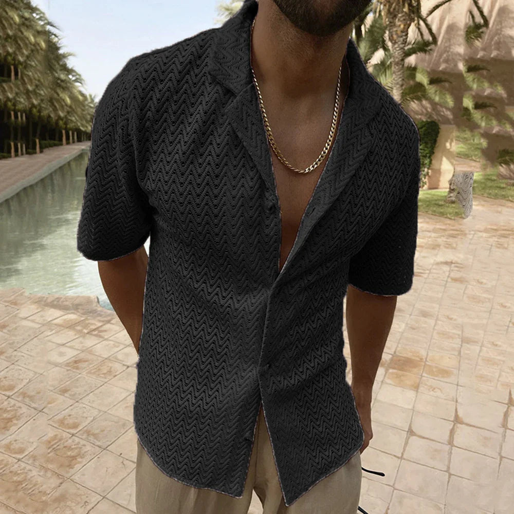 Eleganza Baciata dal Sole: Camicia da Uomo in Maglia Rete Leggera