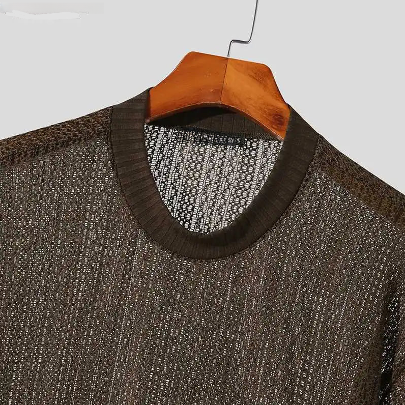 Moderno Minimalista: Maglione Uomo in Maglia Testurizzata