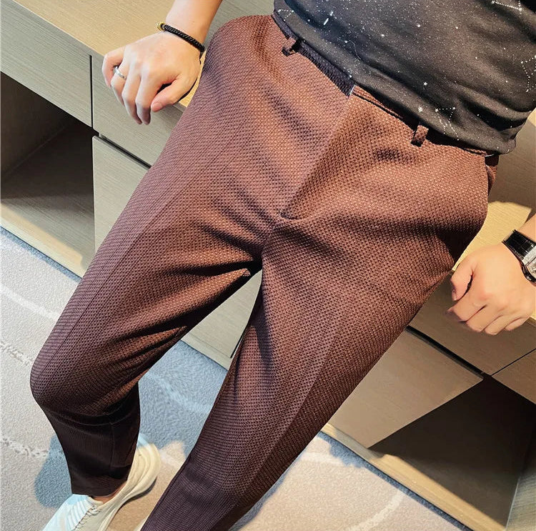 Pantaloni Slim Moderni