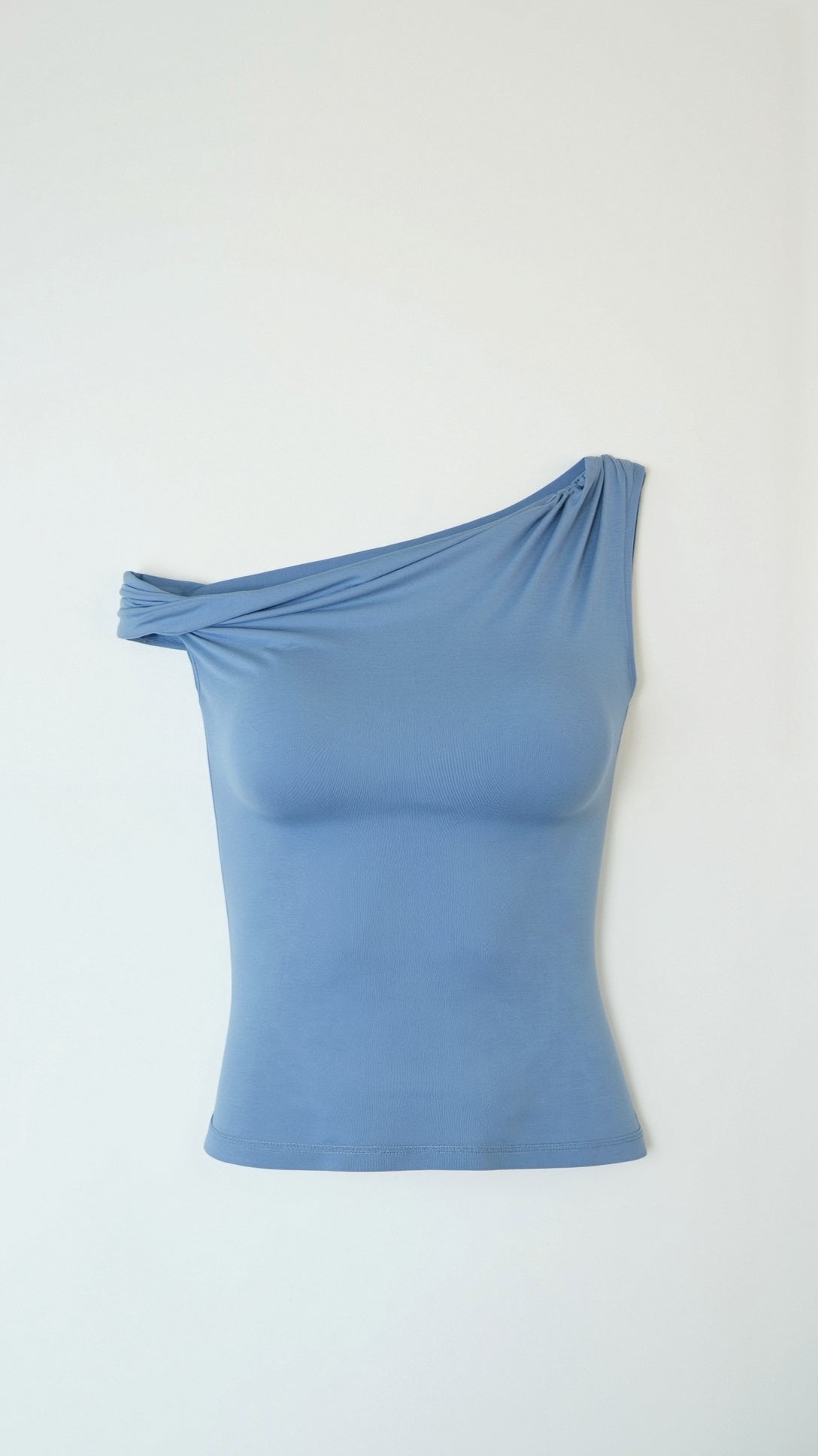 Top asimmetrico Carol