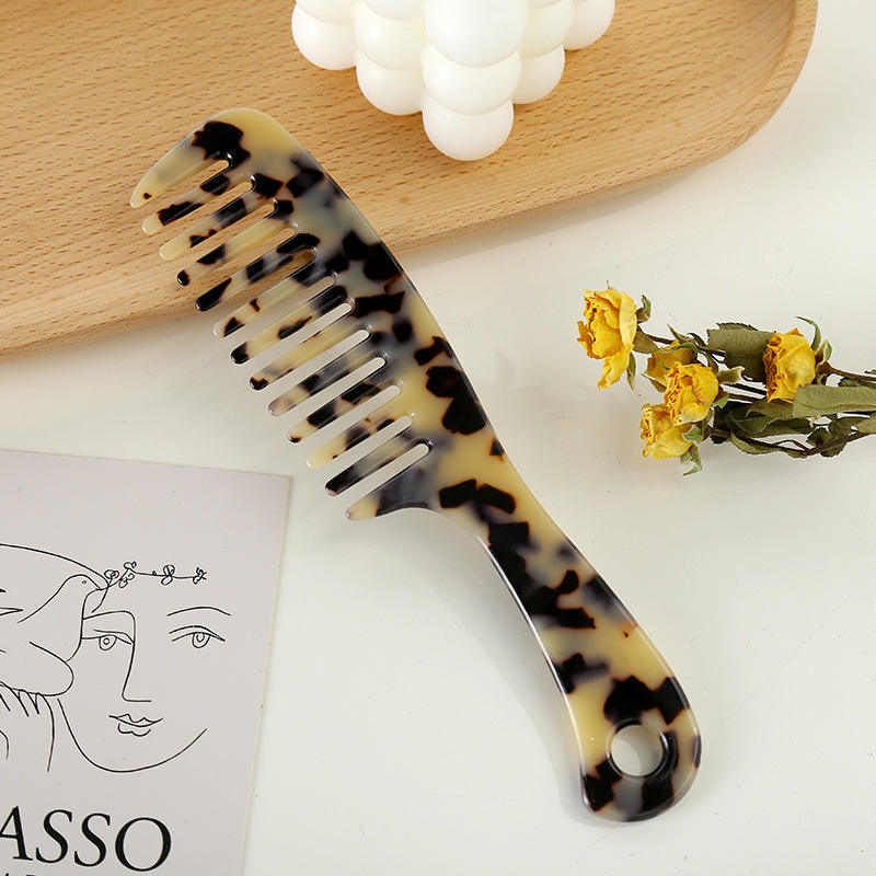 Beige Detangling Comb - Mixed Style