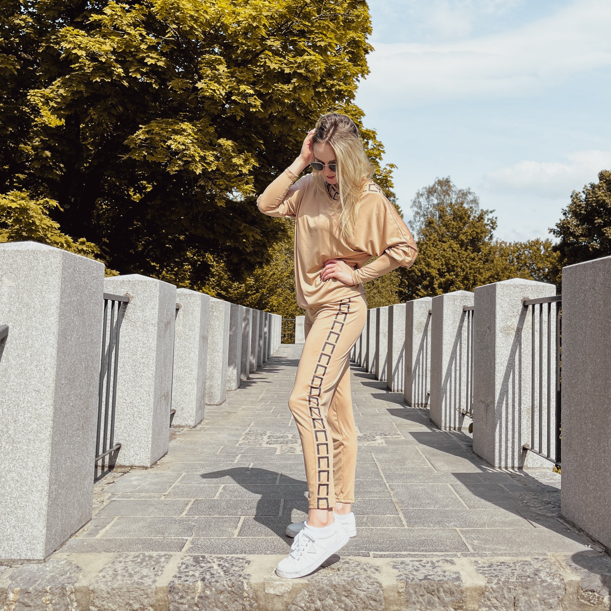 Mila Milano™ - Set Pantaloni Maglietta