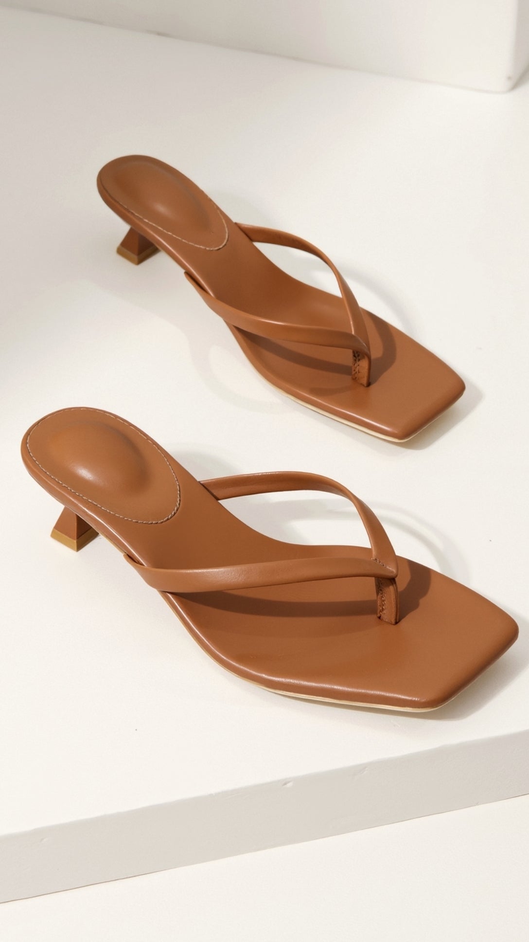 Sandali Jessica Zehentrenner con tacco kitten